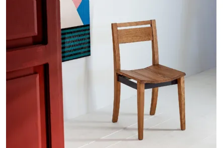 Sedia SD239 in Rovere massello di Devina Nais