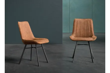 Sedia Sixty in ecopelle con base in ferro di Devina Nais