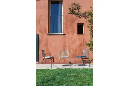 Sedia impilabile Street Outdoor con struttura in acciaio laccato per outdoor di Ingenia