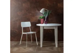 Sedia Woody in legno laccato bianco e metallo di Stones