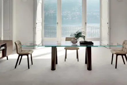 Tavolo Aron design allungabile in vetro e legno massello di Bontempi