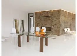 Tavolo allungabile in vetro con gambe in legno impiallacciato noce Axel Unico Italia