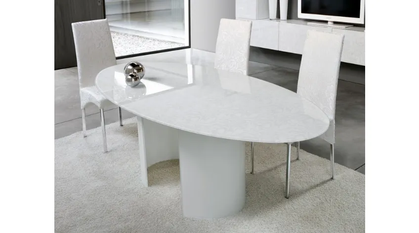 Tavolo ovale in vetro verniciato bianco Bea di Unico Italia