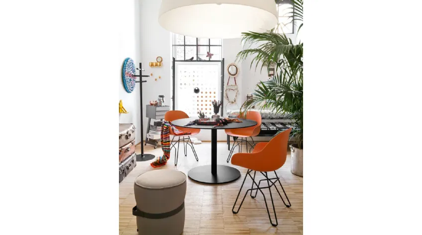 Tavolo rotondo in laminato stratificato con base in metallo Cocktail di Connubia