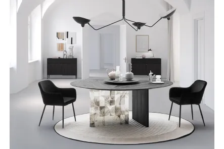 Tavolo Manhattan Slice con piano in Rovere e base in vetro con decoro e legno di Devina Nais
