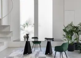 Tavolo Monolith con top in vetro di Pezzani