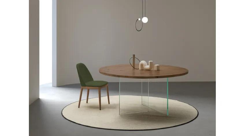 Tavolo Smart Rotondo con piano in legno e base in vetro trasparente di Devina Nais