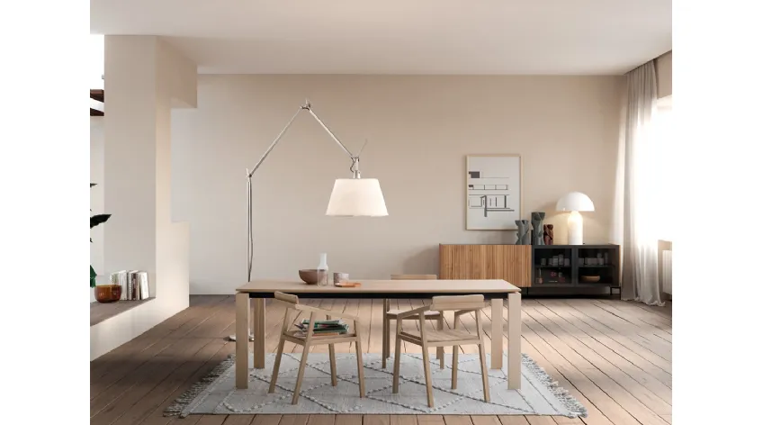 Tavolo allungabile Vogue in Rovere massello di Devina Nais