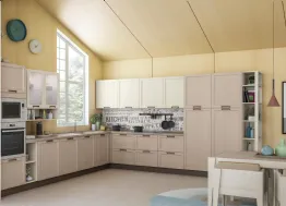 Cucina Classica angolare Contempo in laccato opaco Platino e Frassino Bianco di Creo