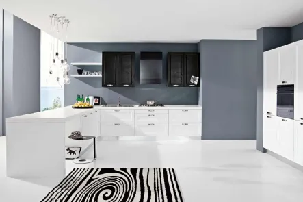 Cucina Classica Country 12 Bianca e Nera di GM Cucine