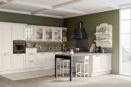 Cucina Classica angolare con penisola Oprah in legno massello laccato Bianco Camelia di Creo