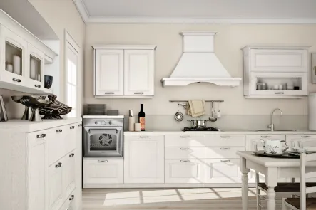 Cucina Classica Raila finitura in Bianco Camelia di Creo
