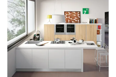 Cucina Moderna Ank in laccato Bianco Opaco e Rovere Naturale di Creo