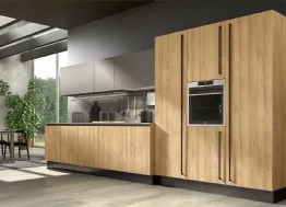 Cucina Moderna lineare Class 06 in legno finitura Rovere nodato di GM Cucine