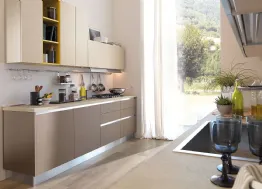 Cucina moderna in laccato bicolore Essenza Fusion 02 Lube