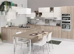 Cucina Moderna con isola Kyra finitura Rovere Cipria e Bianco spazzolato di Creo