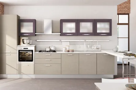 Cucina Moderna Kyra finitura laccato Kaschmir e Melanzana di Creo