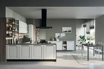 Cucina Maya con penisola Composizione 03 in legno laccato di Prima Cucine