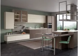 Cucina Moderna con isola Tablet Wood in Rovere fumé e melaminico Porcellana di Creo