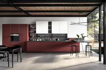 Cucina Moderna con penisola Ventidue & XL 10 in Fenix Rosso Jaipur e laccato Bianco opaco di GM Cucine