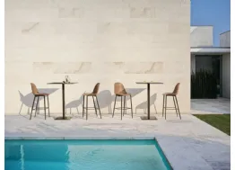 Tavolo con piano quadrato Alter alto Outdoor di Bontempi